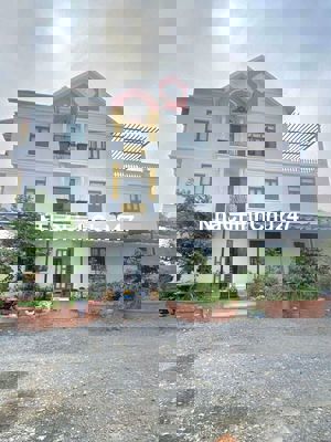 ĐẤT ĐẸP GẦN 18.000M2+ BIỆT THỰ 4 TẦNG BÌNH CHÁNH THƯƠNG L MẠNH 8X TỶ