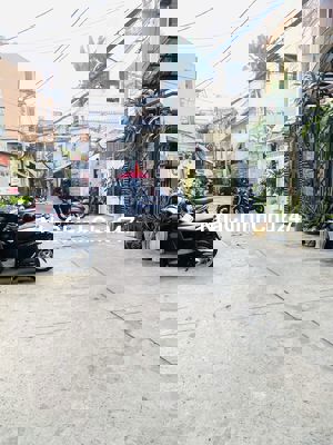 BÁN LÔ ĐẤT SIÊU ĐẸP – HẺM XE HƠI 5M –  Hoàng Hoa Thám DT 5,15m x 15m