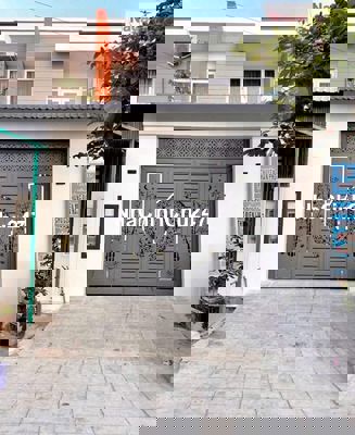 NHÀ ĐẸP CHỦ CẦN BÁN GIÁ TỐT CHỈ 899 TRIỆU TẠI HÓC MÔN