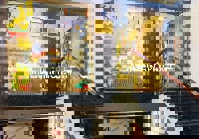 Bán nhà chính chủ DT 260m2 đúc 8 tầng đường Hiệp Thành 45