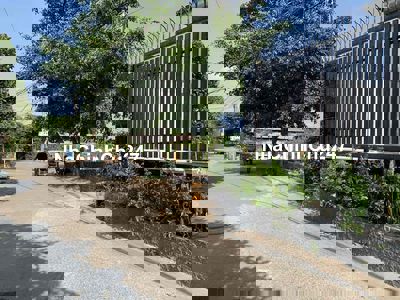 Cần bán nhanh lô đất Vĩnh phú 32. đường nhựa xe hơi tới đất 188,8m2