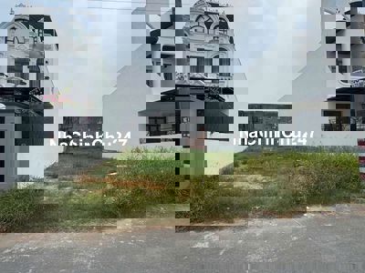 BÁN LỖ LÔ ĐẤG ĐƯONG XE HƠI 5M 150M2 GẦN TRẦN THỊ NON XÂY TỰ DO