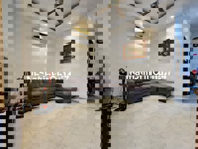 Chính chủ cần bán gấp nhà 3 tầng 70m2 hẻm đường Cao Thắng, Phú Nhuận.