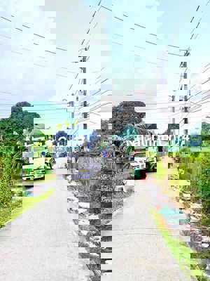 1000m2 có sẵn 450m2 thổ cư. Đường xe 16 chỗ