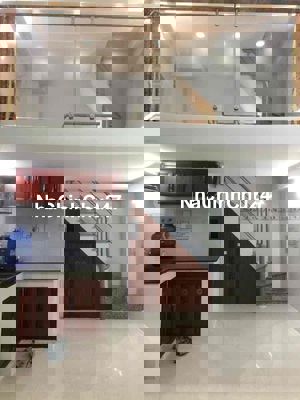 Nhà Chính Chủ Mặt Tiền Q Phú Nhuận Chưa Qua Đầu Tư - 2PN2WC - 30m2