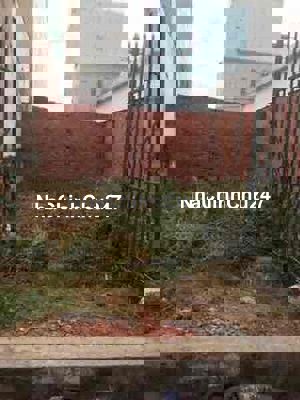 BÁN NHANH LÔ ĐẤT HẺM XE HƠI ĐƯỜNG LÊ VĂN THỊNH NGAY CHỢ CÂY XOÀI