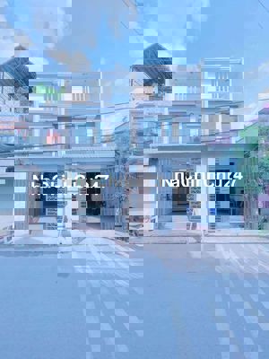 Bán Nhà 1 Lầu , Sổ Riêng Thổ Cư ,  Bùi Thị Xuân , Tân Bình , Dĩ An