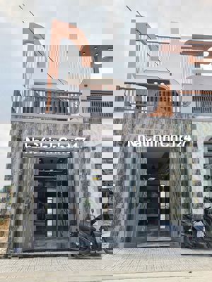 Nhà đẹp 5x30 full thổ cư ngay ngã tư Xoài Đôi, Đường DT835D