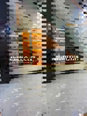 Chính chủ bán, nhà full nội thất cao cấp,xây kiên cố bảo hành