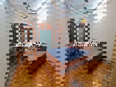 Bán nhà Quan Thổ DIỆN TÍCH 55m 5 tầng
MẶT TIỀN 4m
Giá 11.6 tỷ