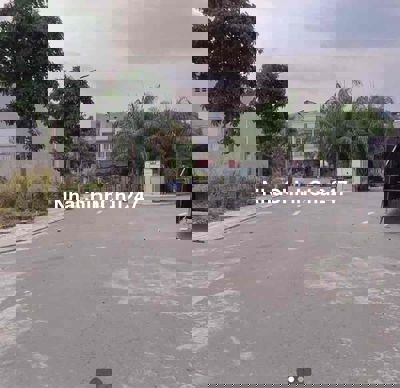 Bán đất mặt tiền đường đất khu Dầu Tiếng. Đất đẹp rộng xe tải