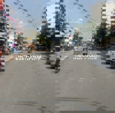 Bán đất mặt tiền đường nhựa khu Dầu Tiếng. Đất đẹp rộng xe oto