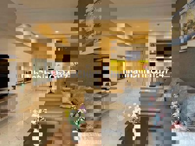 Bán căn hộ Phú Mỹ Hưng 131m2 nhà đẹp có ô xe giá 13.6 tỷ