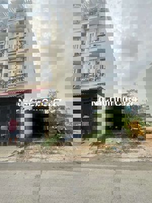 ĐẤT HẺM 131 TÂY LÂN . FULL NỘI THẤT THỔ CƯ