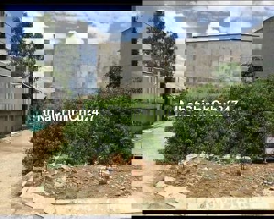 BÁN LÔ ĐẤT HẺM XE HƠI 4M 95M2 THỔ CƯ QUA CẦU GẠCH DƠI 300M XÂY TỰ DO