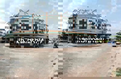 Chính chủ bán nhà lầu mới xây