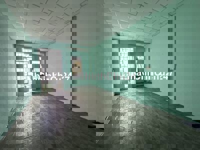 hơn 3 tỷ có Nhà vị trí siêu đẹp, HẺM ÔTÔ, TRƯỜNG CHINH, Q12, 4m x 14m