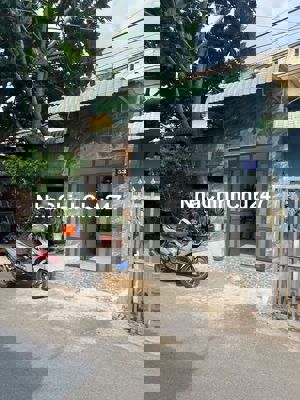 Chủ ký gửi Nhà mặt tiền , 2PN Đường Phạm Thị Trích, Củ Chi