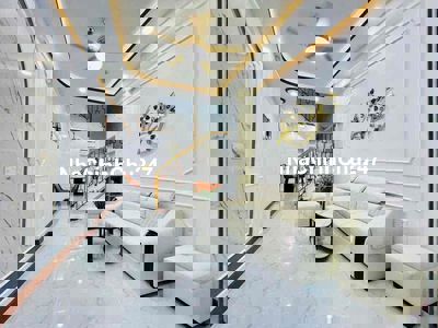 Ngô Gia Tự - DT 37M2 , 3 Tầng Với 4PN,3WC - Chính Chủ,Đã Hoàn Công ---