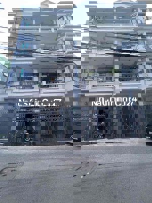 Bán nhà Hẻm xe tải đường lạc long quân, p5, q11