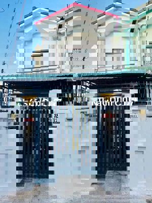 Bán nhà 1tr1l 2pn hẻm xe hơi khu Hoa Lư giá 4,6T