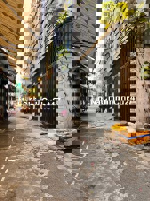 NHỈNH 3TỶ - HẺM XE HƠI - 3 TẦNG🤩 SÁT MẶT TIỀN LÊ TRỌNG TẤN FULL NT