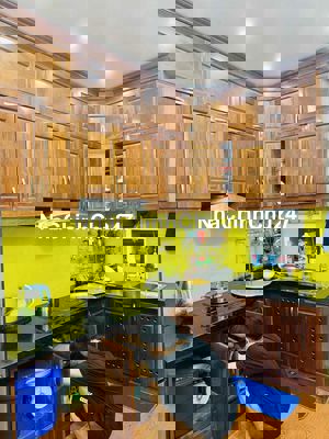 chính chủ cần bán căn 2 ngủ 2 vệ sinh tầng đẹp nhất