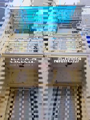 Hiếm, nhà hẻm xe hơi KDC Bàu Cát, Tân Bình - 3 tầng, 32m2 nhỉnh 3 tỷ