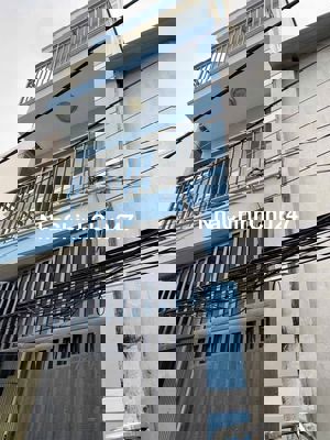 Chính chủ bán nhà DT:20m2 giá 1 tỷ 7,nhà 2 lầu ,HBC,TĐ