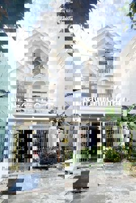 CHỦ ĐỊNH CƯ MỸ – GẤP BÁN BIỆT THỰ ĐẸP TÂM HUYẾT – CHỈ 10.7 TỶ!!!