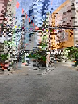 Góc hẻm xe tải đường 3/2, q10. Khu an ninh kinh doanh spa, công ty