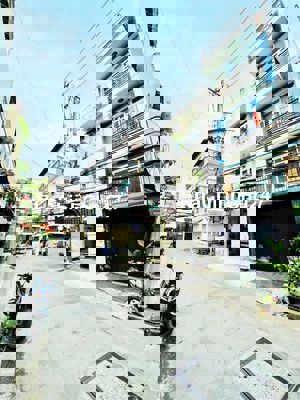 Nhà hẻm xe tải đường dương bá trạc phường 1 quận 8