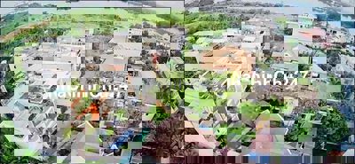 KHU BÊN SÔNG NGANG 5,3m TRỆT 3 TẦNG ST Hẻm xe Tải