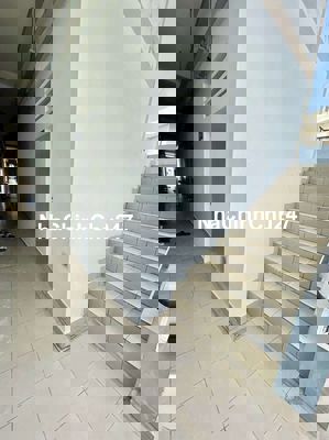 Chung cư Cách Sài Gòn 10 phút xe máy lầu 3, sổ hồng: 475 triệu, bao sổ