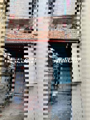 Nhà hẻm xe hơi bán lẹ, sổ riêng đầy đủ