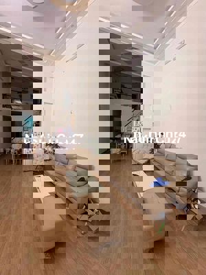 Nhà mê lửng mặt tiền A4 Thôn 1 Cư Ebur - chưa qua Vành Đai