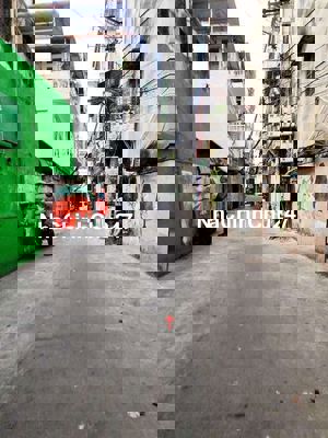 Chính chủ cần bán nhà tự xây tại ngõ 99 giáp nhị