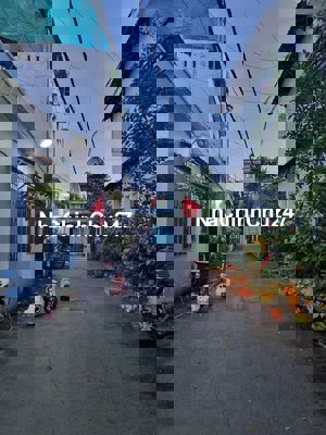 Hẻm xe tải, 10m ra đường 339, 61m2, trung tâm Phước Long B,Quận 9