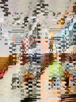 Chính chủ bán nhà hẻm ô tô Phan Huy Ích, 92m2, 4 tầng, giá 7.28 tỷ