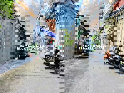 Nhà hẻm xe hơi Bùi Đình Tuý – 4PN – Sổ đẹp, khu VIP – Giá chỉ 9.5 tỷ