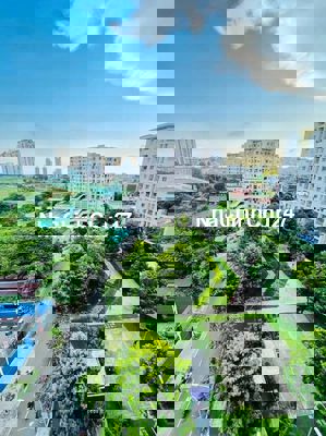 Chính chủ bán căn hộ Phú Thọ, 64m2, 2 phòng ngủ giá 2.85 tỉ đã có sổ