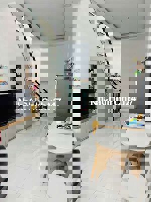 +Tại trung tâm Quận 8,Xe hơi ngủ trog nhà, diện tích 53m2. Gia 6.9x ty