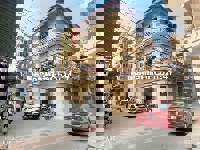 Chính chủ bán nhà 3 tầng lô góc mặt đường 19/5 – Kinh doanh tốt!