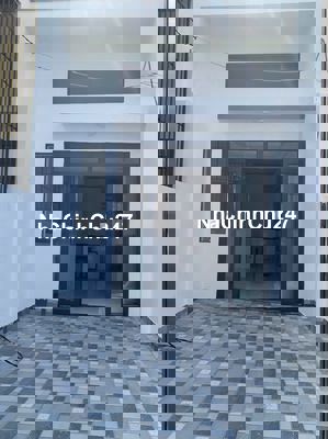 Nhà giá rẻ 600 triệu , sổ riêng thổ cư, gần cây xăng 75 Biên Hoà