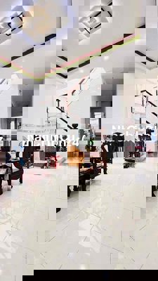 BÁN NHÀ 2 TẦNG ĐÚC HẺM XE HƠI BÙI VĂN NGỮ QUẬN 12 GIÁ RẺ 4.95 TỶ