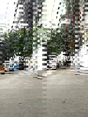 HẺM XE HƠI GÒ DẦU TÂN PHÚ - SÁT AEON - 3 TẦNG BTCT 65M2 CHỈ 5.4 TỶ