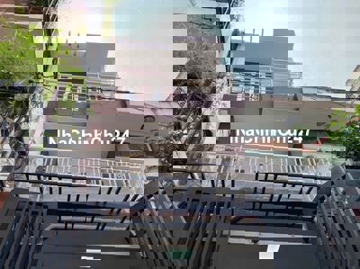 NHÀ NGUYÊN CĂN HẺM XE HƠI 36M2 3PN3WC 3 TẦNG PHAN XÍCH LONG PHÚ NHUẬN