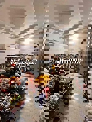 Nhà Chính Chủ Ngay 373 Lý Thường Kiệt 3 Tầng 4.2x13 không LG - 4.75 tỷ