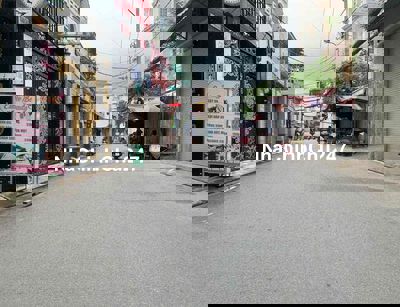 Bán nhà Quận nhất. 2 mặt tiền hẻm xe hơi thông, Phường Tân Định vị trí