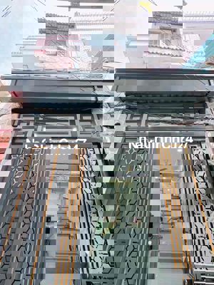 HÀNG HIẾM TRỆT 2 LẦU SÁT MẶT HẺM XE HƠI